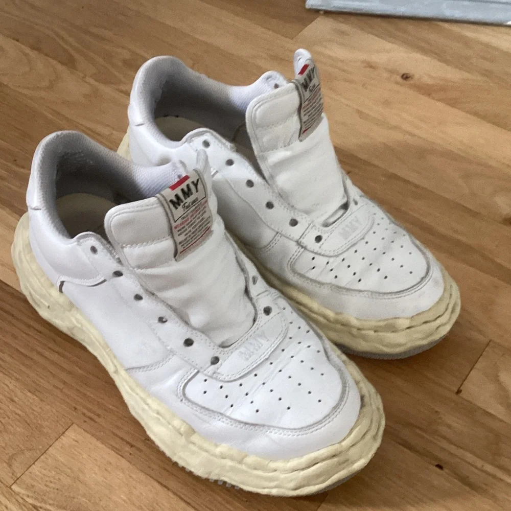 Madison Mihara Yasuhiro Wayne OG White Leather Sneakers. Size 10